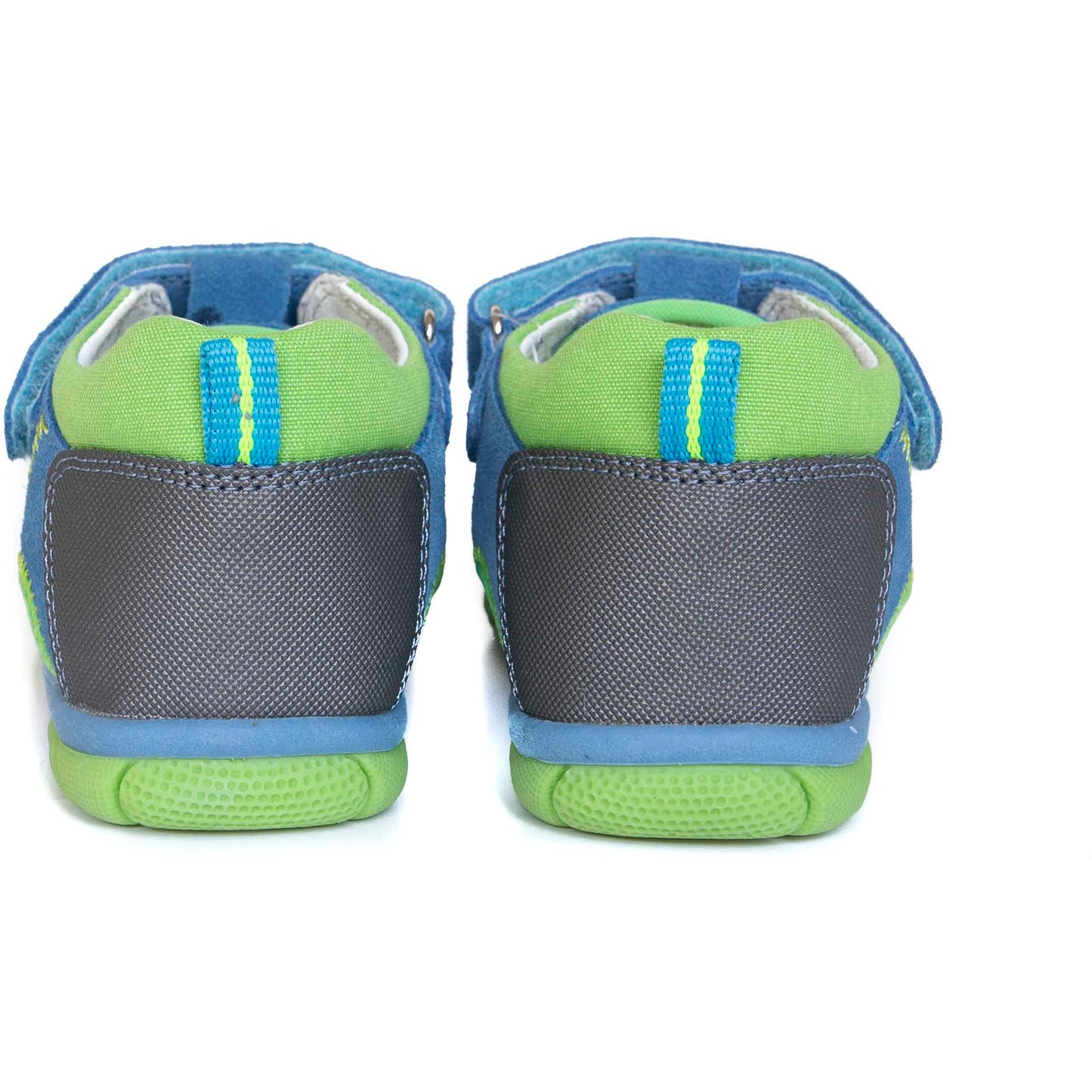Solid heel counters help your child keep straight ankles