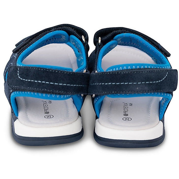 Leather sandals for boys, with adjustable velcro straps