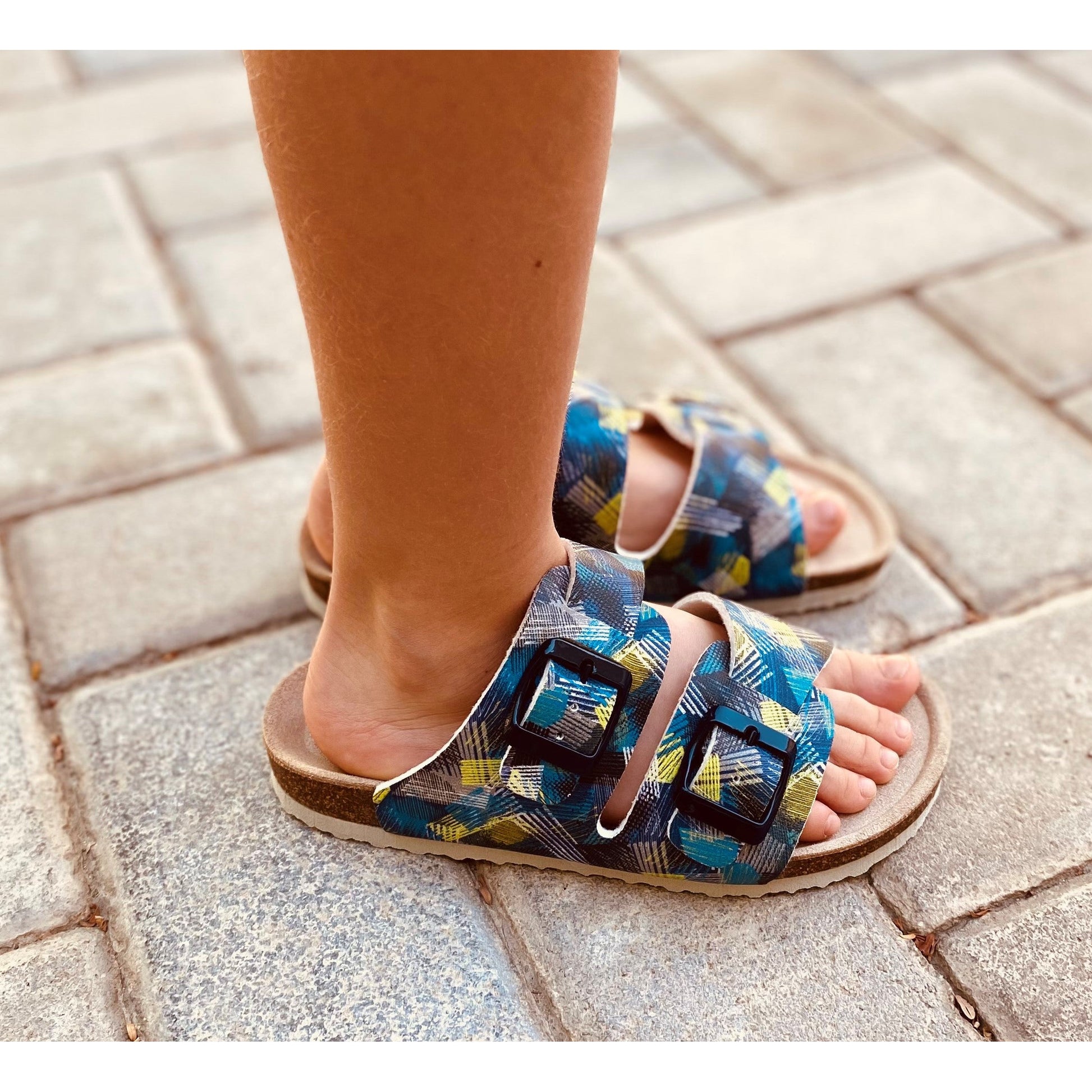 orthotic older girls/boys sandals : T94: blue green yellow - feelgoodshoes.ae