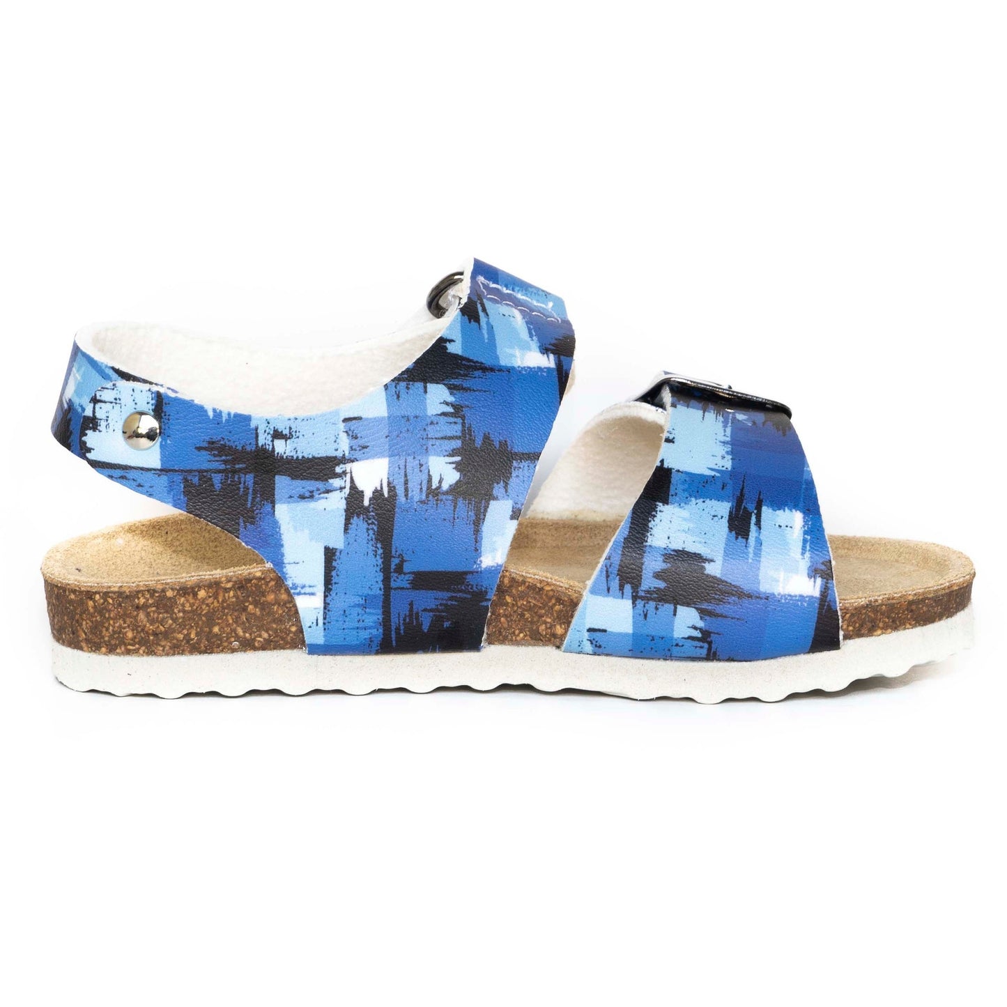 Last pieces of our orthopedic sandals for older boys, with a heel strap