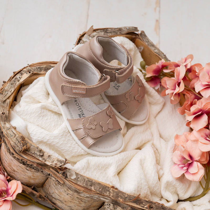 Arch support and solid heel counter sandals for first walking girls by Protetika