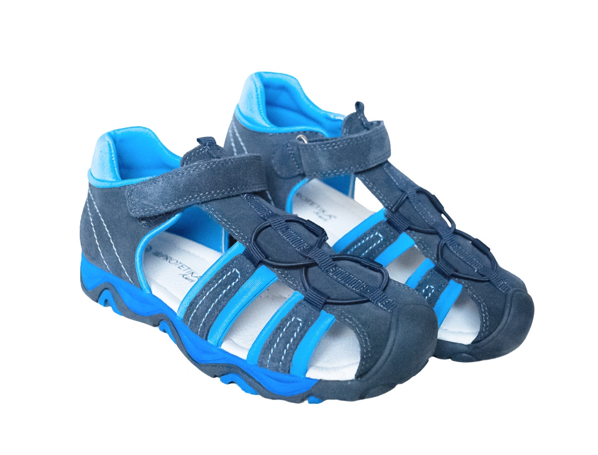 Dark blue orthopedic sandals by Protetika.