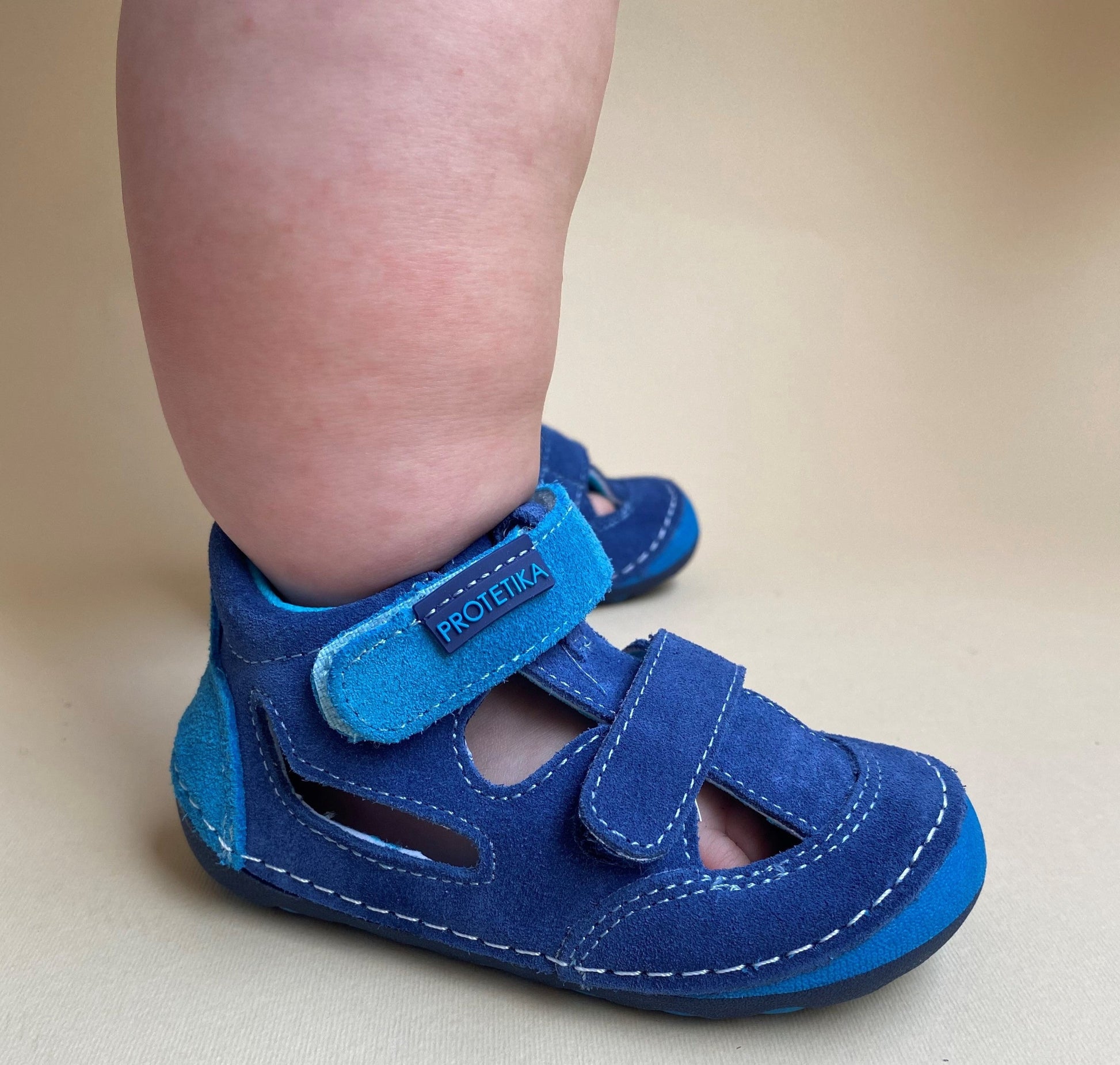 Barefoot sneakers for toddler boys, providing ample ventilation even in hot summer months.