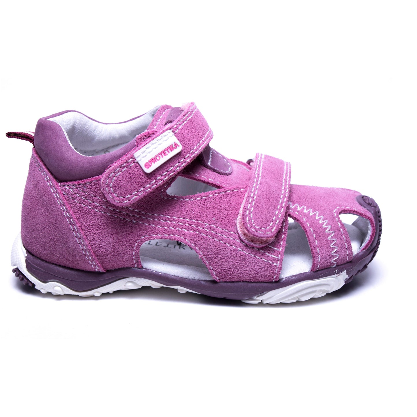 A practical purple colour of a toddler girl everyday sandal and a mild arch support with a firm heel is a match made in heaven for your young toddler girl.