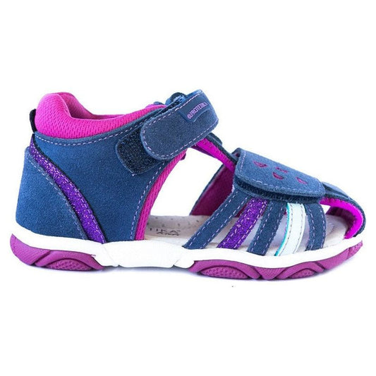 A provoking blue pink sandal for toddler girls, with a few glitters added. A mild arch support and a closed and firm heel counter.