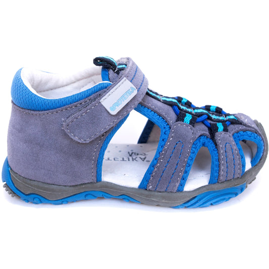 SID grey toddler boy sandals colours - grey and blue suit with everything. They have one velcro closure and are a good fit for narrow to normal width feet.